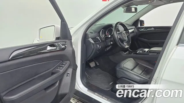 Mercedes-Benz GLE-Class 2016 — фото 10