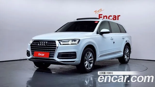 Audi Q7 2019 — фото 1
