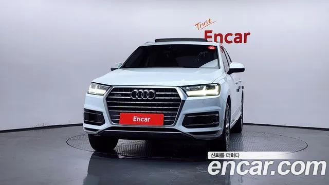 Audi Q7 2019 — фото 3