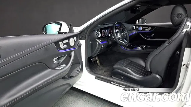Mercedes-Benz E-Class 2019 — фото 12