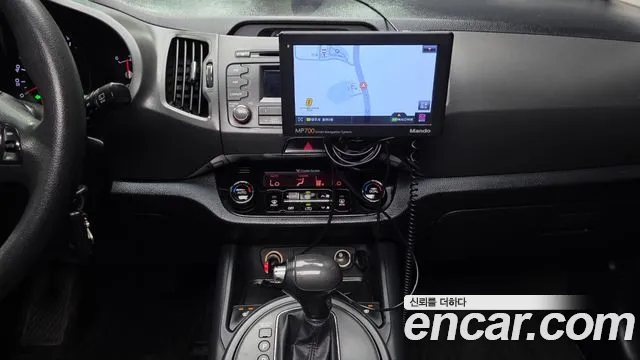 Kia Sportage 2012 — фото 20