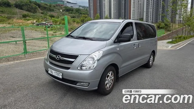 Hyundai Starex 2012 — фото 1
