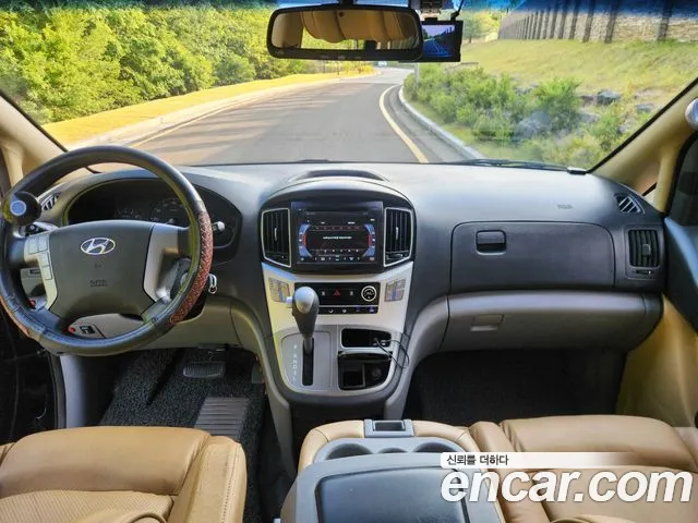 Hyundai Starex 2018 — фото 5
