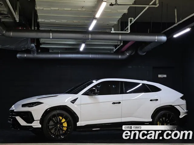 Lamborghini Urus 2023 — фото 3