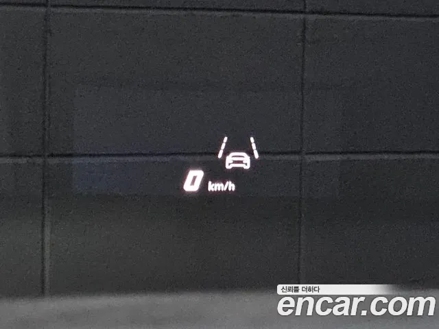 Lamborghini Urus 2023 — фото 16