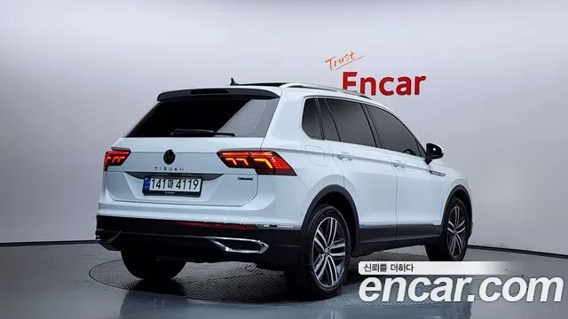 Volkswagen Tiguan 2023 — фото 2