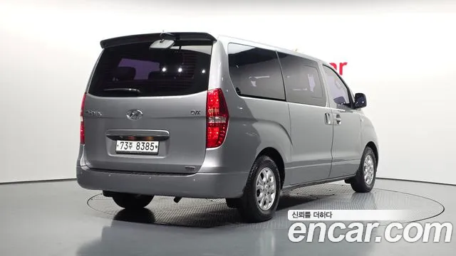 Hyundai Starex 2013 — фото 2