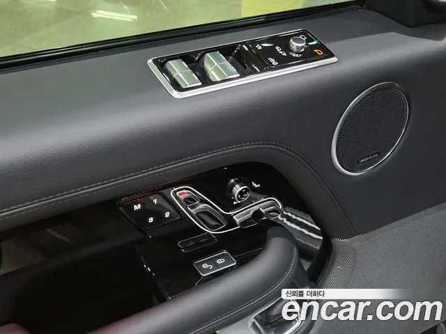 Land Rover Range Rover 2019 — фото 15