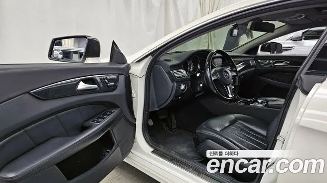 Mercedes-Benz CLS-Class 2013 — фото 10