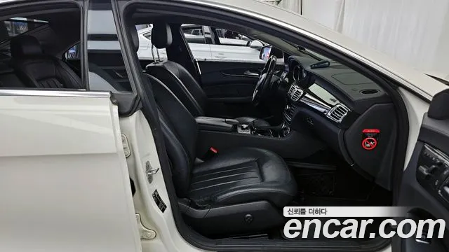 Mercedes-Benz CLS-Class 2013 — фото 11