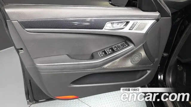 Hyundai Genesis 2015 — фото 14