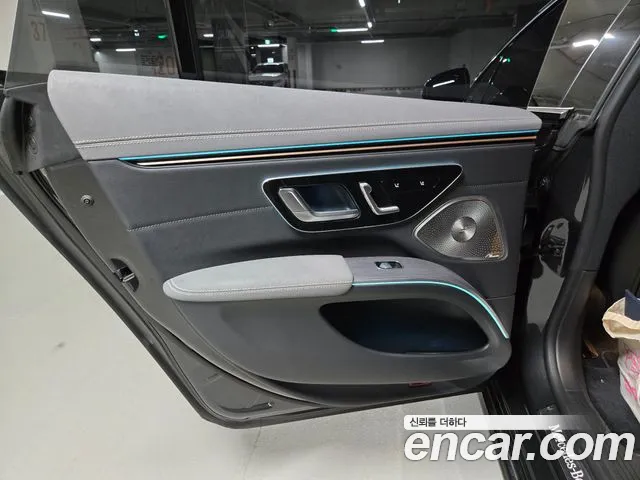 Mercedes-Benz EQS 2022 — фото 10