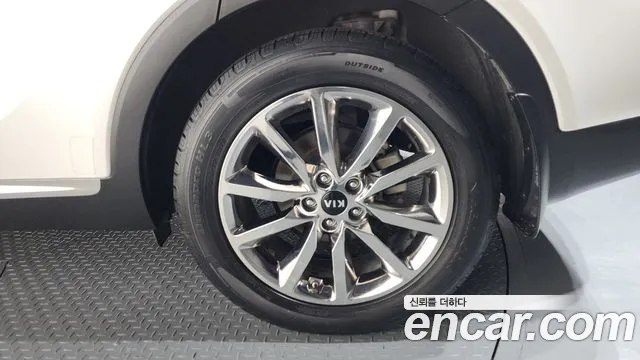 Kia Sorento 2015 — фото 7