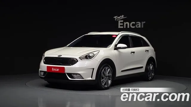 Kia Niro 2017 — фото 1