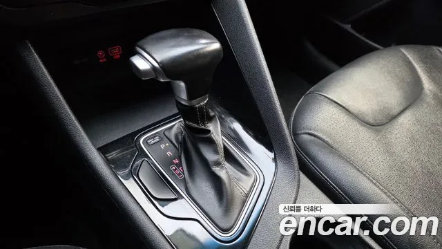 Kia Niro 2017 — фото 12