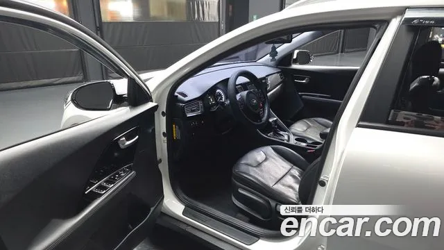Kia Niro 2017 — фото 13