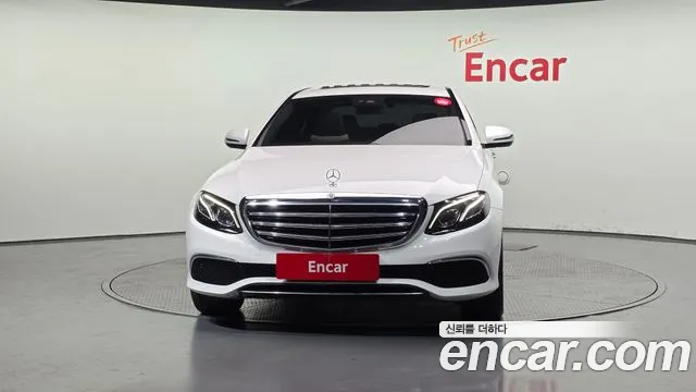 Mercedes-Benz E-Class 2019 — фото 3