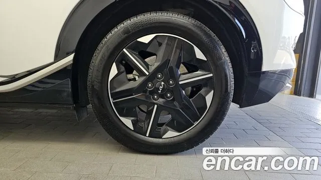 Kia EV6 2025 — фото 7