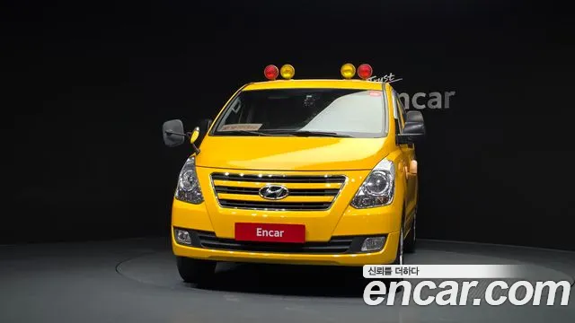 Hyundai Starex 2017 — фото 4