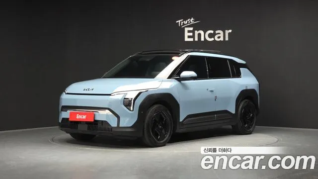 Kia EV3 2025 — фото 1