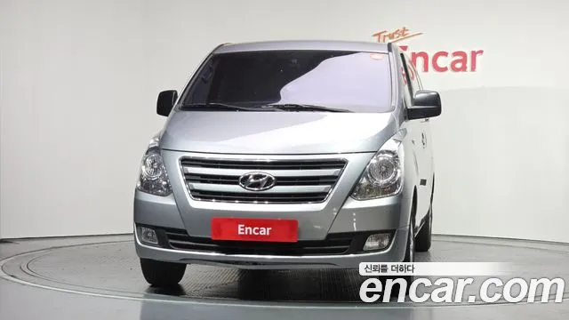 Hyundai Starex 2017 — фото 3