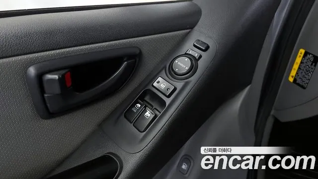 Hyundai Starex 2017 — фото 15