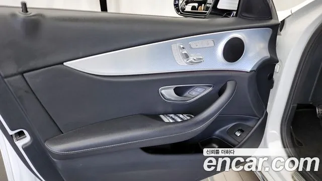 Mercedes-Benz E-Class 2020 — фото 14