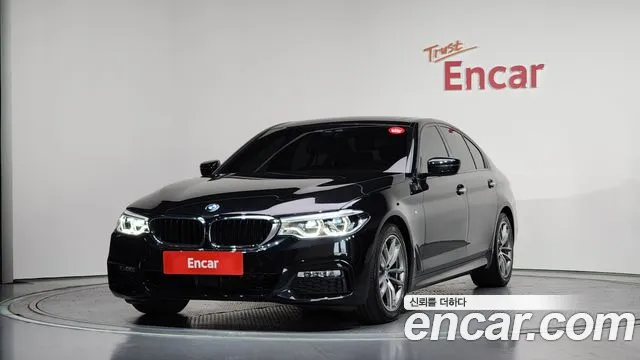 BMW 5-Series 2017 — фото 1
