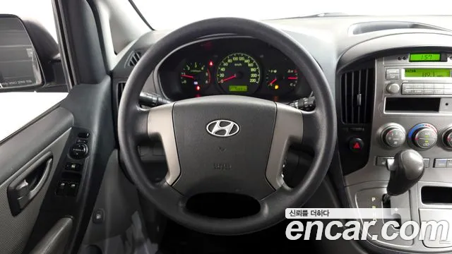 Hyundai Starex 2011 — фото 14