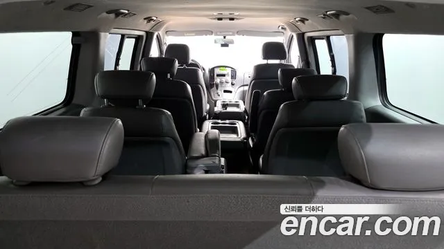 Hyundai Starex 2011 — фото 17