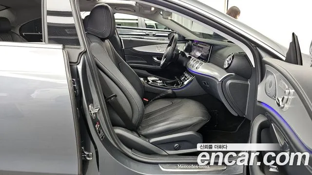 Mercedes-Benz CLS-Class 2019 — фото 17