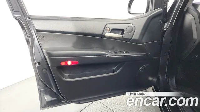 KG_Mobility_Ssangyong KORANDO 2017 — фото 14