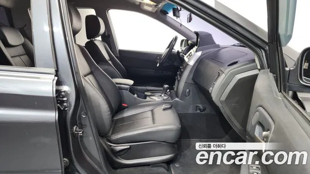 KG_Mobility_Ssangyong KORANDO 2017 — фото 16