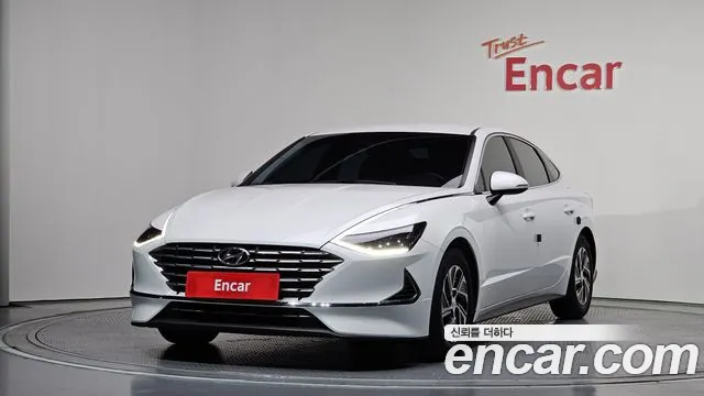 Hyundai Sonata 2022 — фото 1