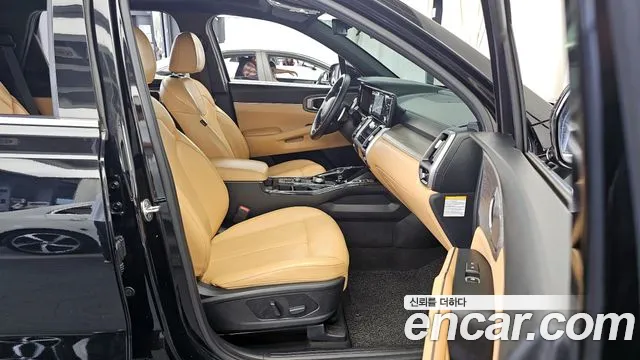 Kia Sorento 2022 — фото 11