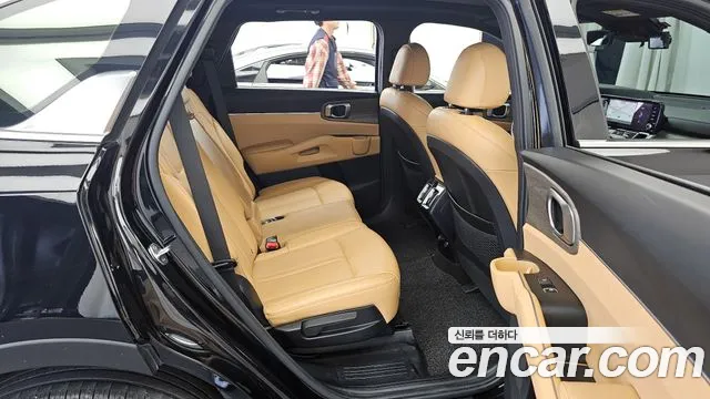 Kia Sorento 2022 — фото 12