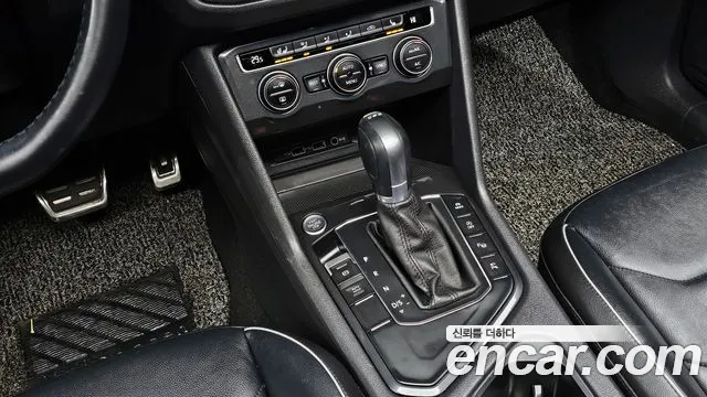 Volkswagen Tiguan 2018 — фото 11