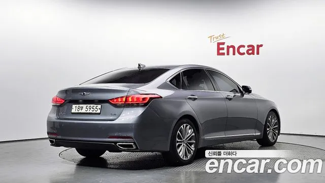 Hyundai Genesis 2015 — фото 1
