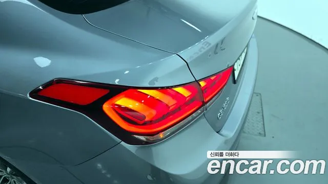 Hyundai Genesis 2015 — фото 8