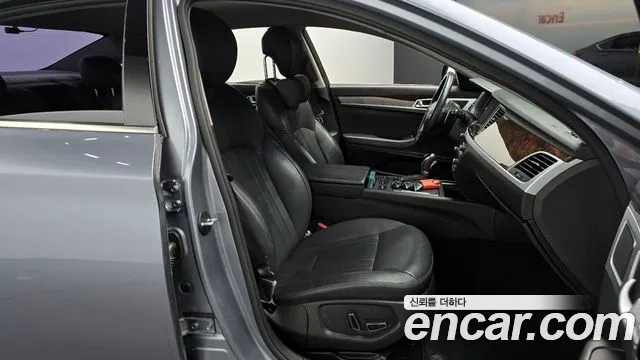 Hyundai Genesis 2015 — фото 15