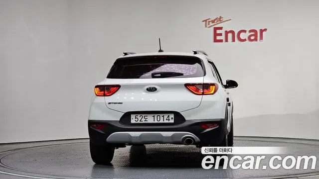 Kia Stonic 2018 — фото 4