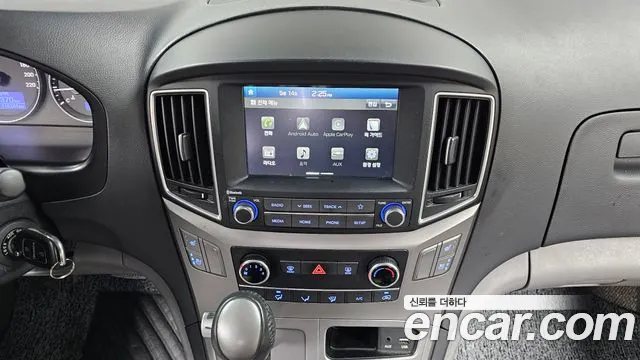 Hyundai Starex 2020 — фото 14