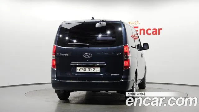 Hyundai Starex 2019 — фото 3