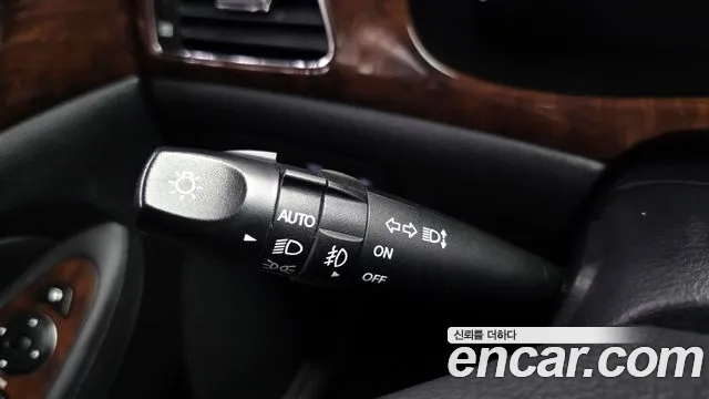 Hyundai Genesis 2010 — фото 19