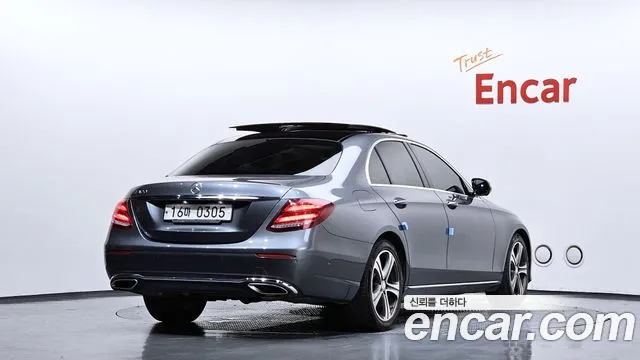 Mercedes-Benz E-Class 2017 — фото 2