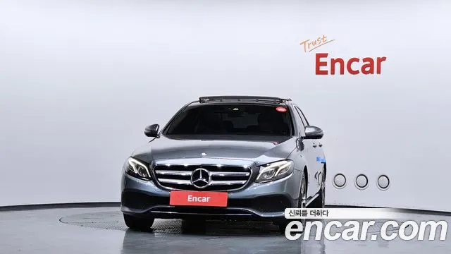 Mercedes-Benz E-Class 2017 — фото 3