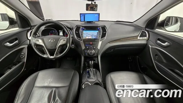 Hyundai Santafe 2015 — фото 10