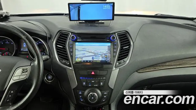 Hyundai Santafe 2015 — фото 18