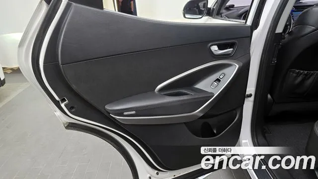 Hyundai Santafe 2015 — фото 15