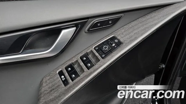 Kia Niro 2024 — фото 17